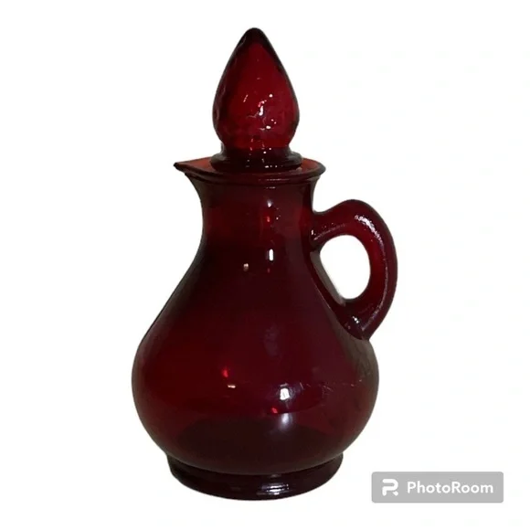 Vintage Avon ruby red glass decanter - Picture 2 of 7